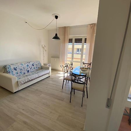 Casa Susy Apartment เวียเรจโจ ภายนอก รูปภาพ